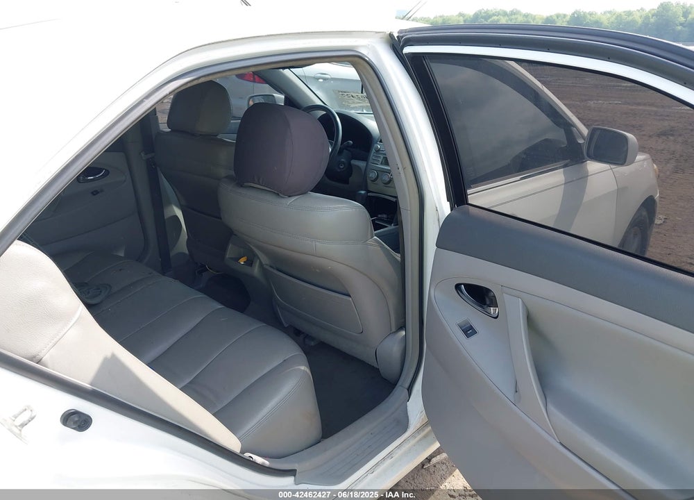2011 TOYOTA CAMRY VIN: 4T1BF3EKXBU584837