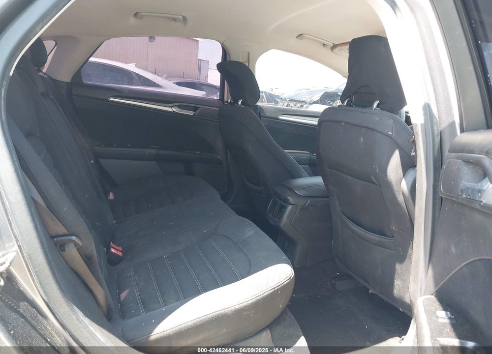 2013 FORD FUSION VIN: 3FA6P0H70DR256352