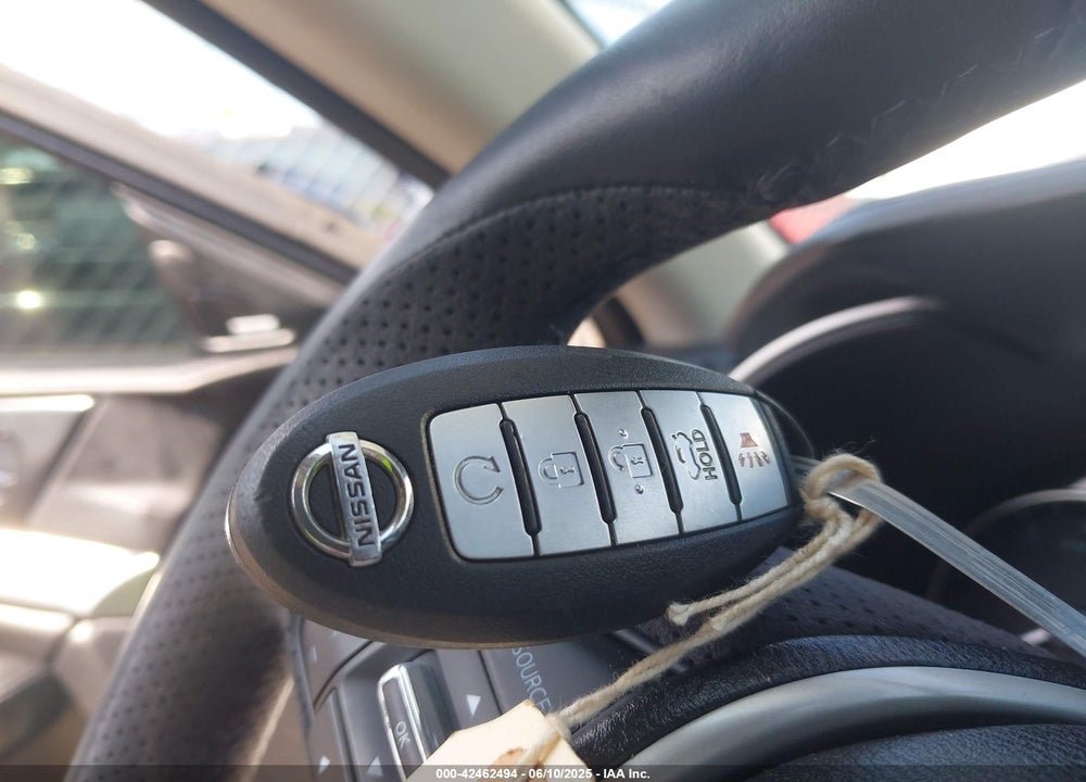 2017 NISSAN MAXIMA VIN: 1N4AA6AP2HC411058