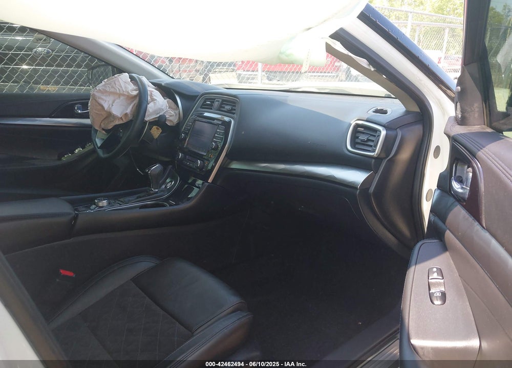 2017 NISSAN MAXIMA VIN: 1N4AA6AP2HC411058