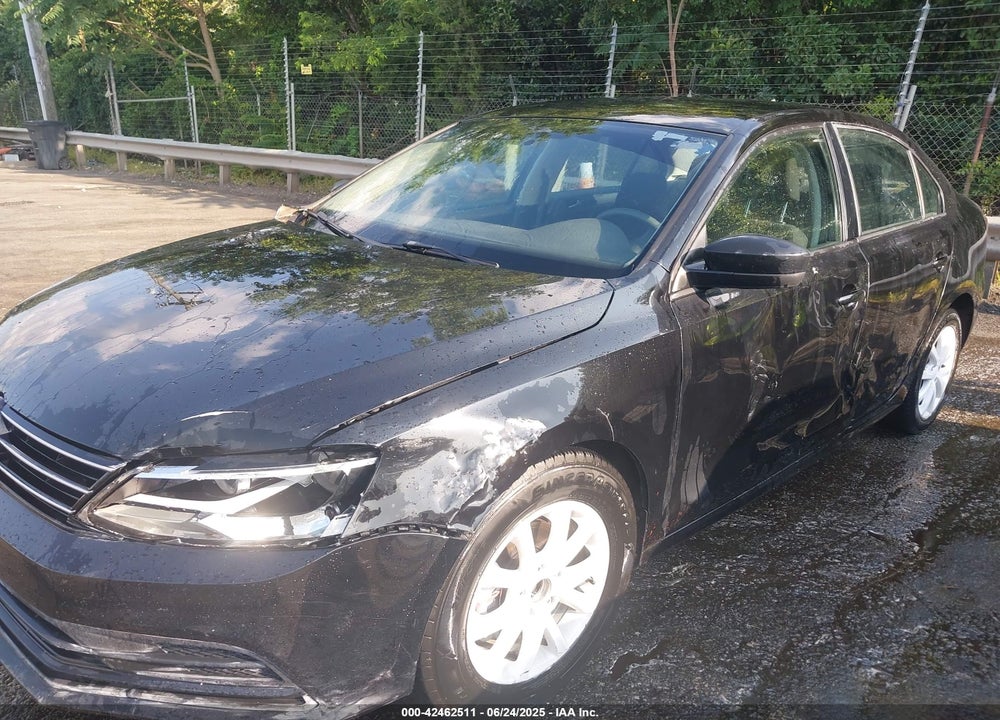 2015 VOLKSWAGEN JETTA 1.8T SE VIN: 3VWD17AJ9FM342127