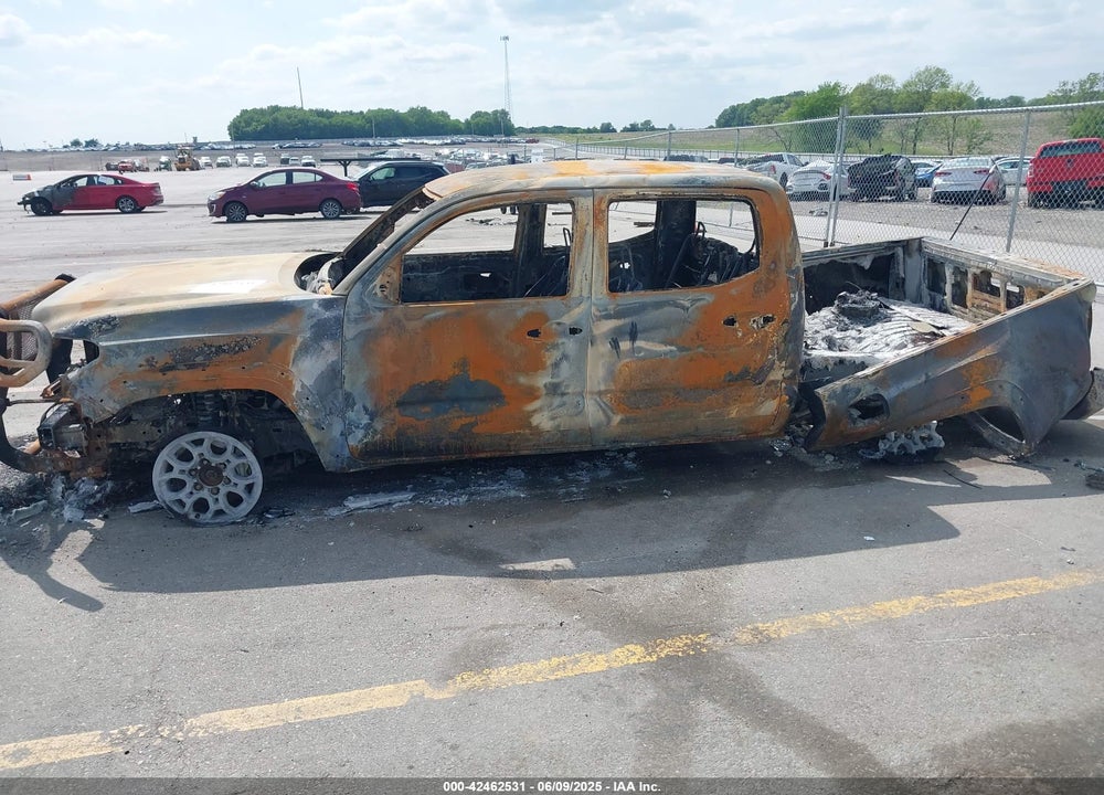 2019 TOYOTA TACOMA VIN: 3TMCZ5AN6KM189344