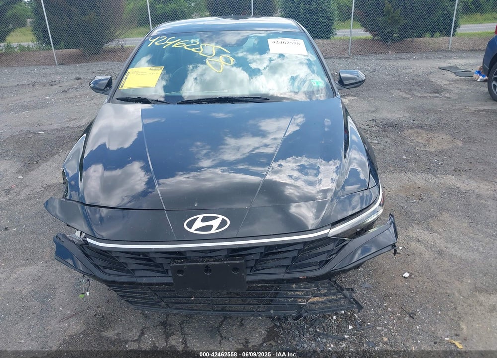 2024 HYUNDAI ELANTRA VIN: KMHLM4DG7RU691626
