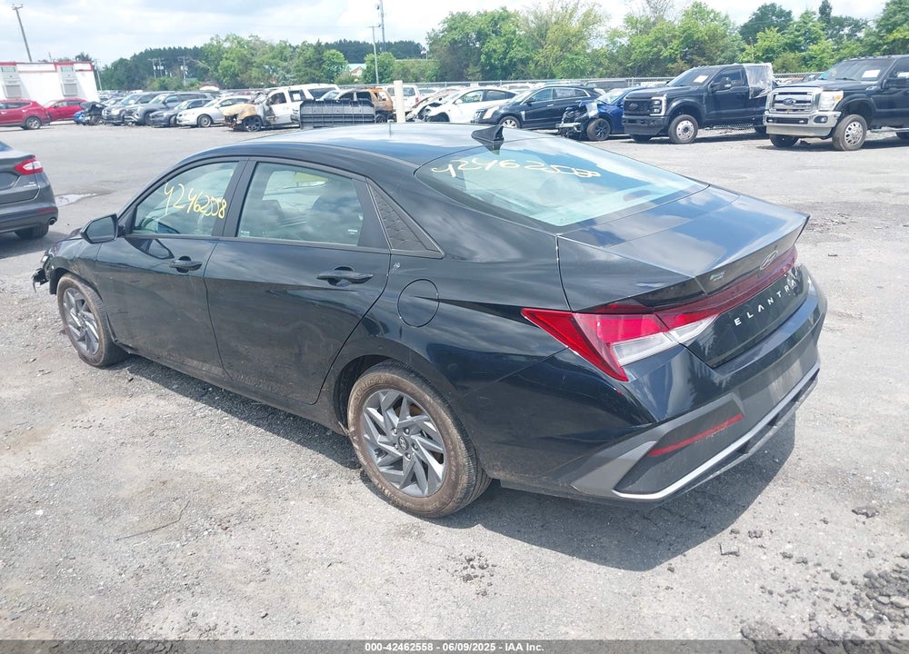 2024 HYUNDAI ELANTRA VIN: KMHLM4DG7RU691626