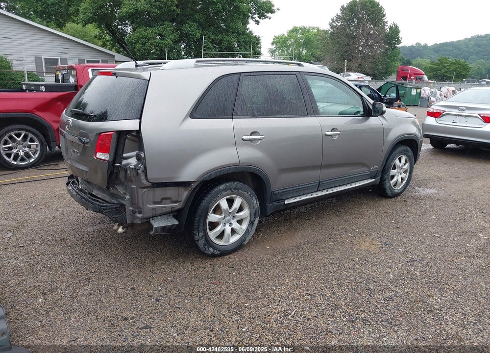 2012 KIA SORENTO VIN: 5XYKTDA68CG274121