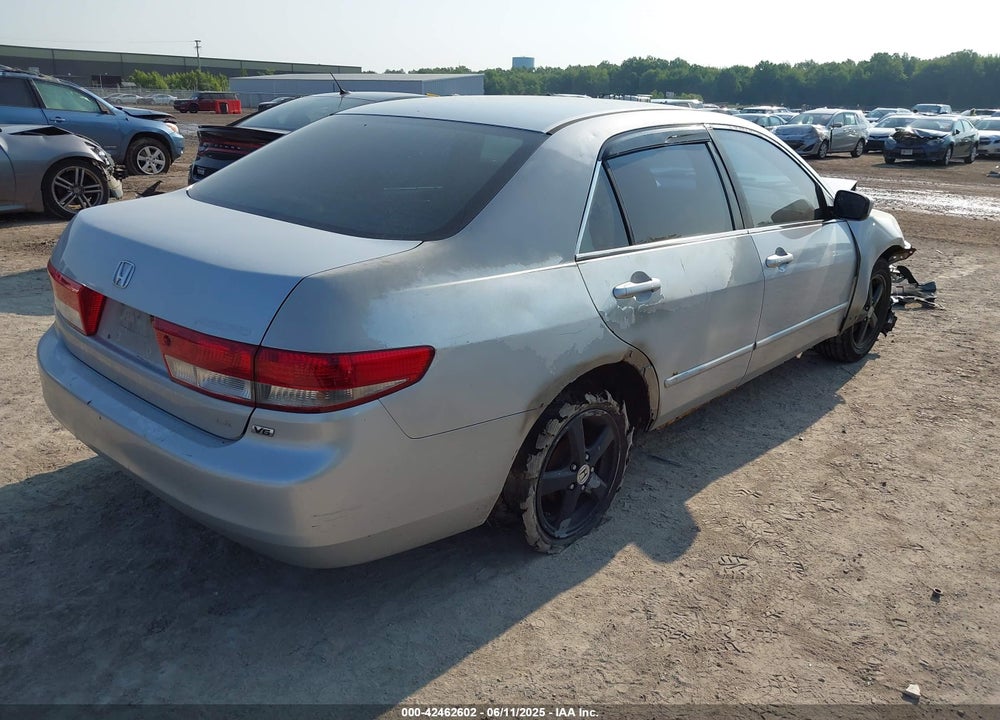 2004 HONDA ACCORD 2.4 LX VIN: 1HGCM56394A093912