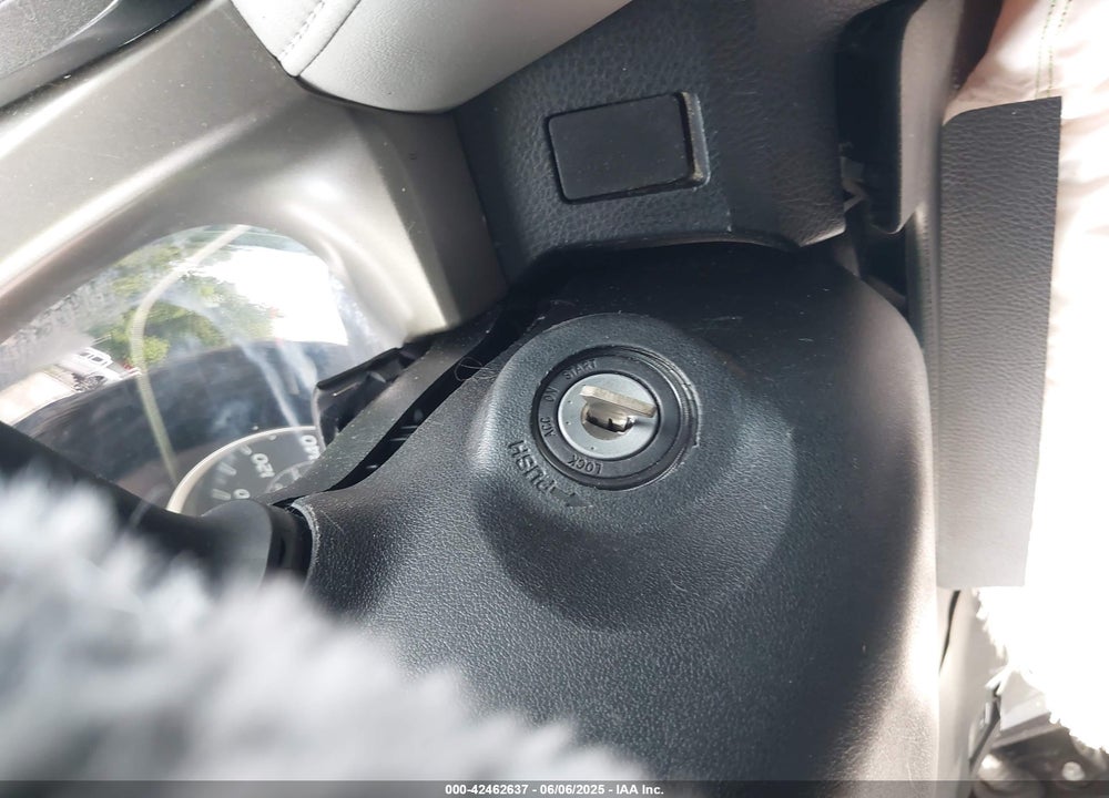 2013 TOYOTA RAV4 VIN: 2T3RFREV3DW120987
