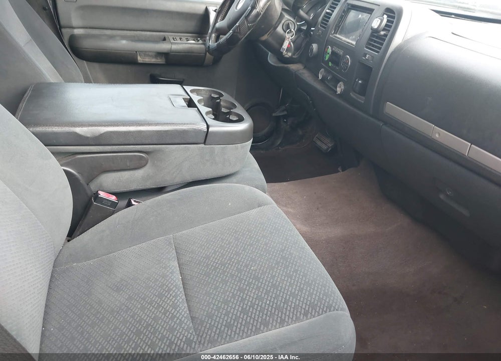 2008 GMC SIERRA 1500 SLE1 VIN: 3GTEK13Y18G218950