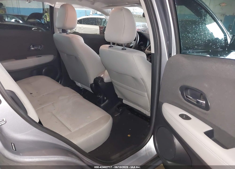2019 HONDA HR-V VIN: 3CZRU6H33KG729891