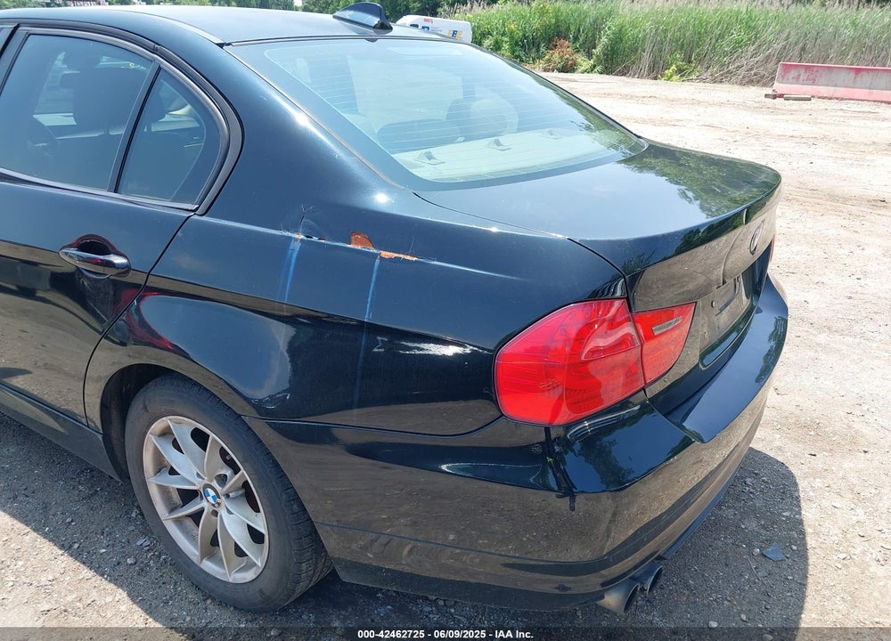 2010 BMW 328I VIN: WBAPH7G55ANM53825