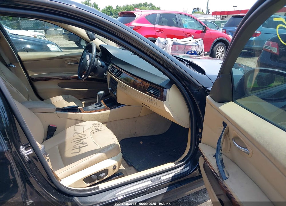 2010 BMW 328I VIN: WBAPH7G55ANM53825