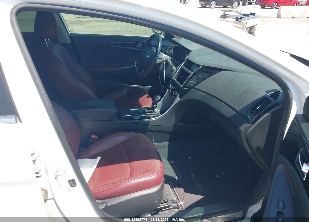 2011 HYUNDAI SONATA VIN: 5NPEC4AC6BH273706