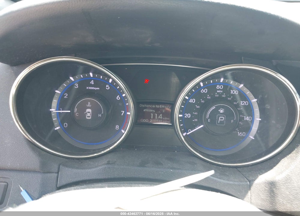 2011 HYUNDAI SONATA VIN: 5NPEC4AC6BH273706
