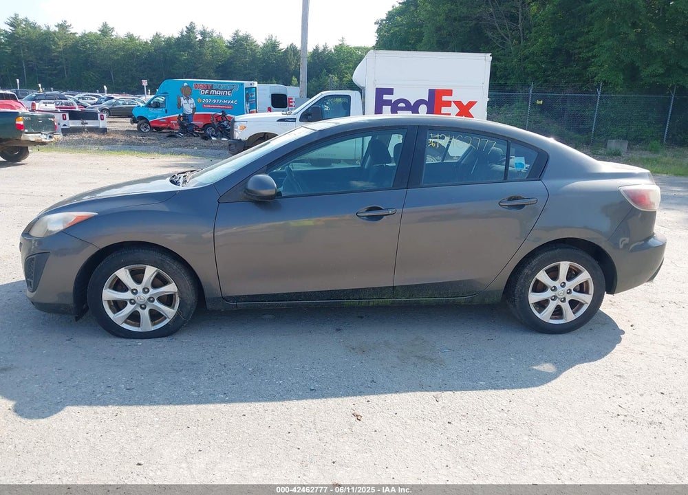 2011 MAZDA 3 I TOURING VIN: JM1BL1VF0B1900087