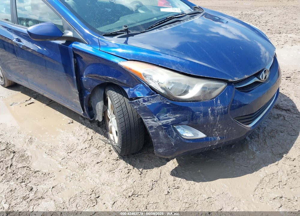 2013 HYUNDAI ELANTRA VIN: KMHDH4AE0DU493328