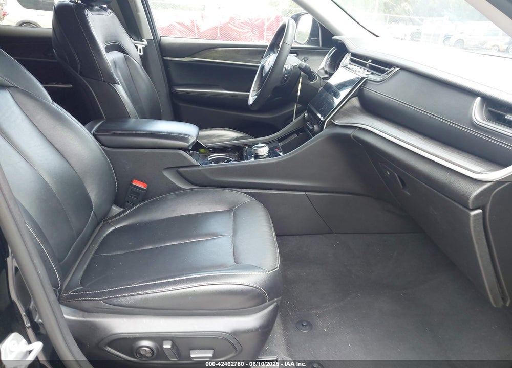 2023 JEEP GRAND CHEROKEE VIN: 1C4RJHBG8PC525457