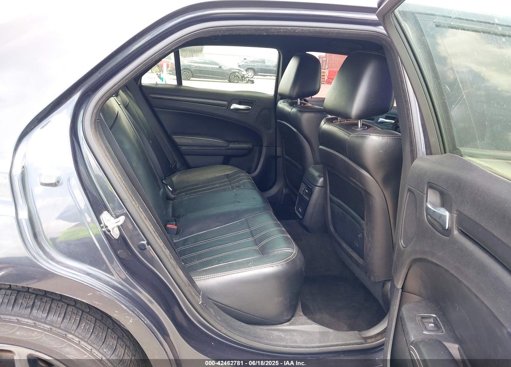 2016 CHRYSLER 300 VIN: 2C3CCAGG7GH191343