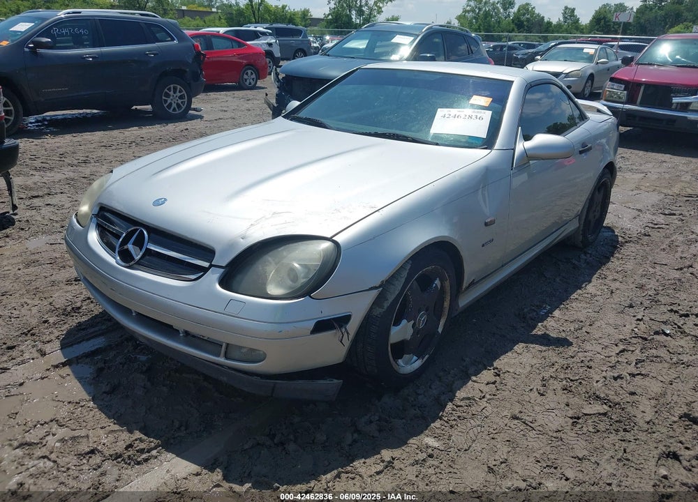 1999 MERCEDES-BENZ SLK 230 KOMPRESSOR VIN: WDBKK47F9XF136119