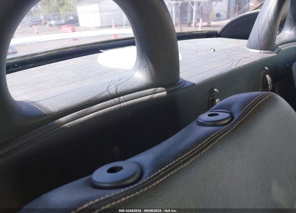 1999 MERCEDES-BENZ SLK 230 KOMPRESSOR VIN: WDBKK47F9XF136119