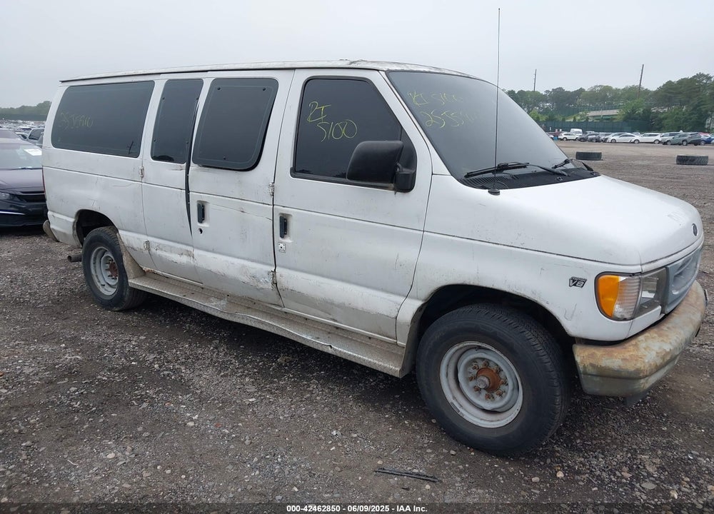 2001 FORD E-350 SUPER DUTY XL/XLT VIN: 1FBNE31L61HB12035