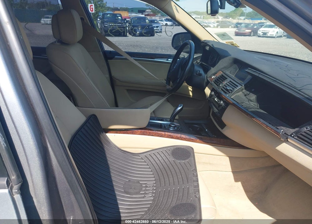 2011 BMW X5 VIN: 5UXZV4C5XBL408464