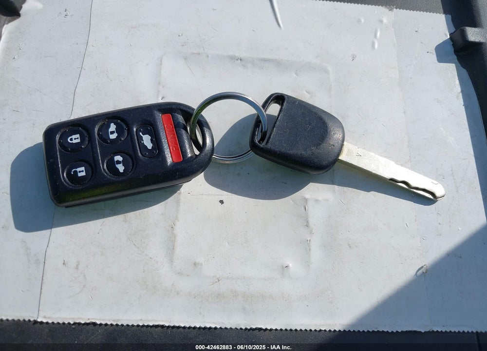 2005 HONDA ODYSSEY TOURING VIN: 5FNRL38805B115846