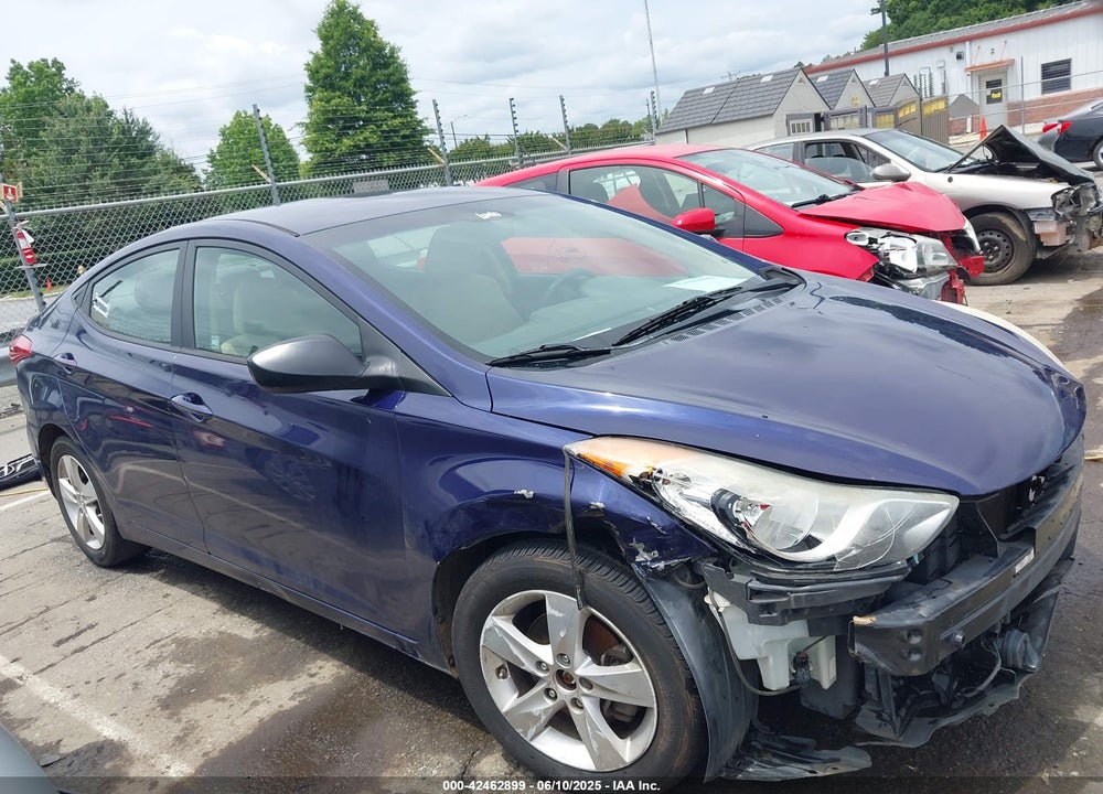 2013 HYUNDAI ELANTRA VIN: 5NPDH4AE9DH253824