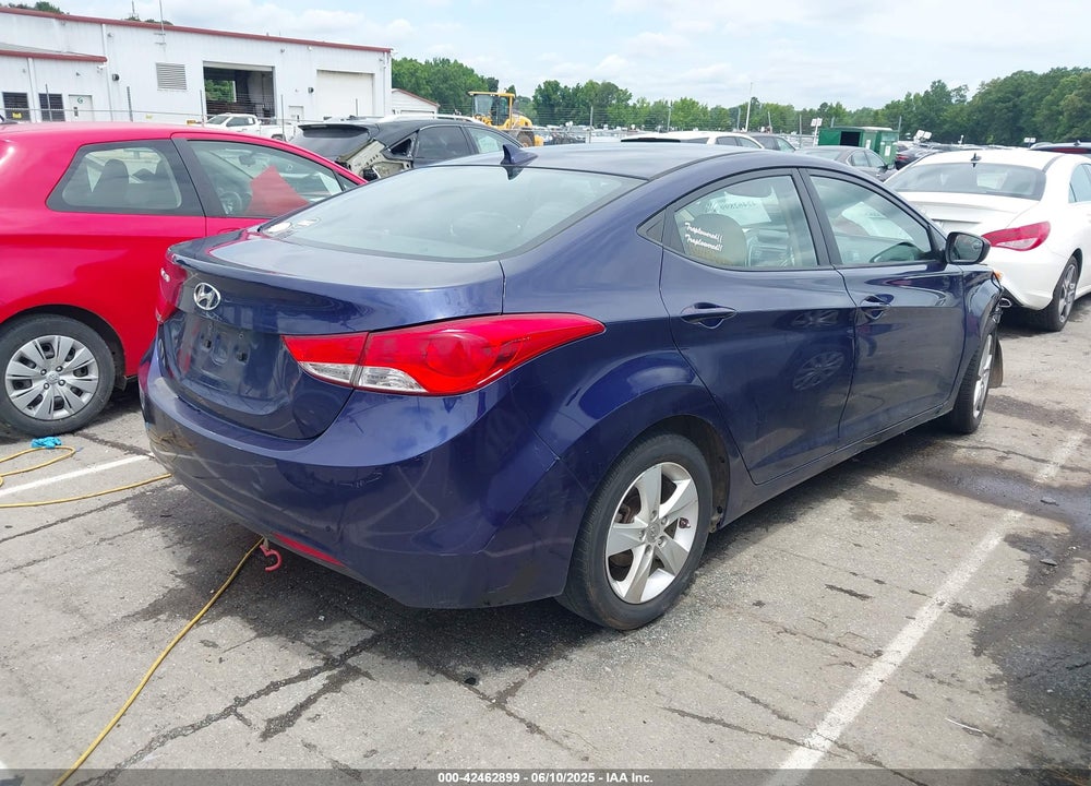 2013 HYUNDAI ELANTRA VIN: 5NPDH4AE9DH253824