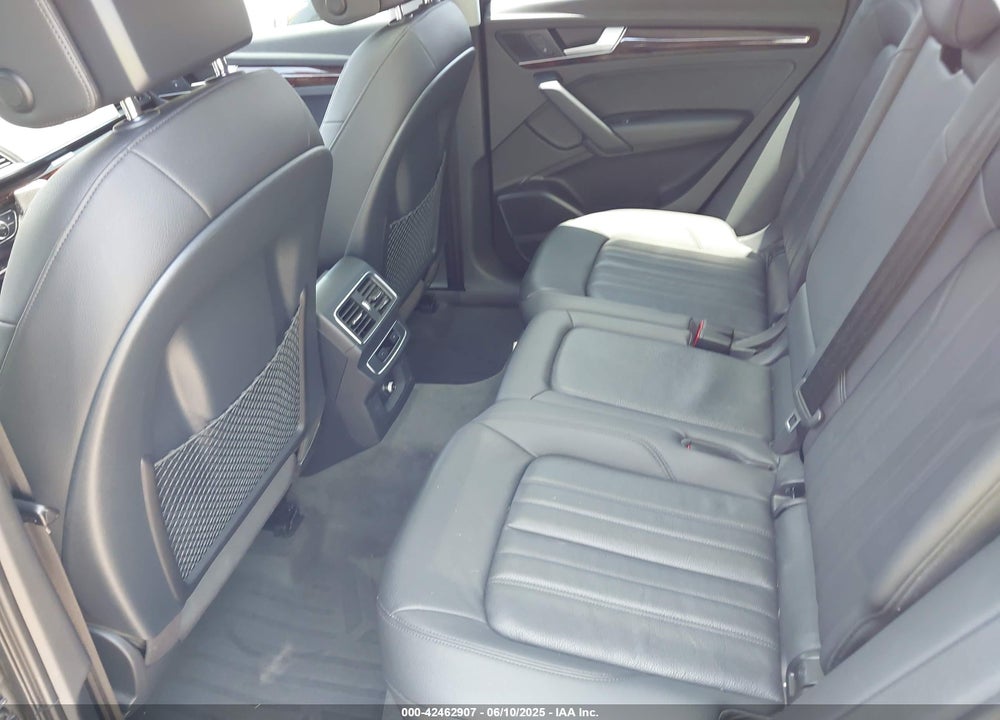 2018 AUDI Q5 VIN: WA1BNAFY7J2042212