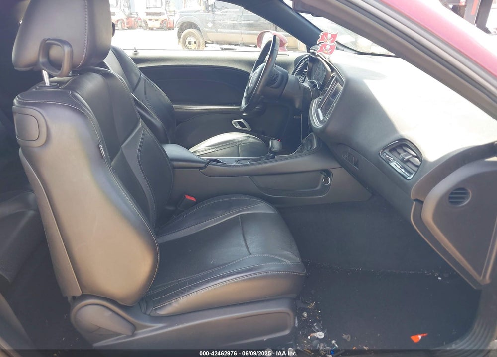 2017 DODGE CHALLENGER SXT PLUS VIN: 2C3CDZAGXHH640987