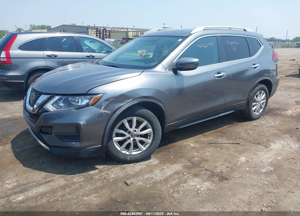 2018 NISSAN ROGUE VIN: KNMAT2MT0JP505119