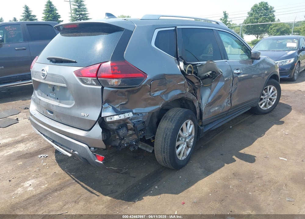 2018 NISSAN ROGUE VIN: KNMAT2MT0JP505119