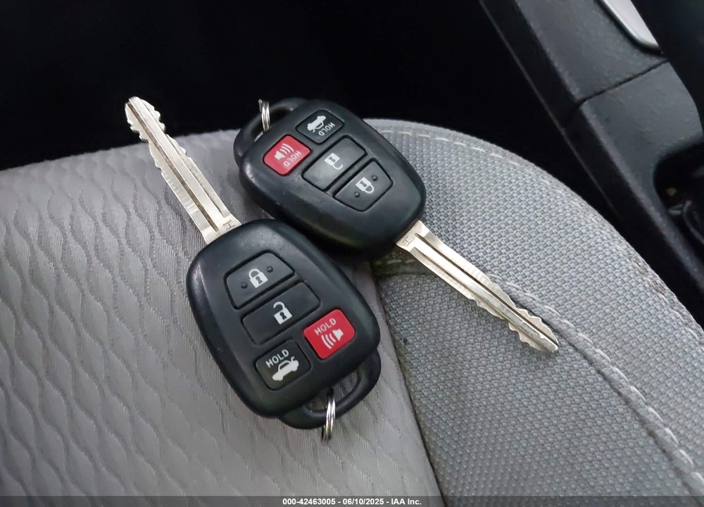 2015 TOYOTA COROLLA VIN: 5YFBURHE8FP255186