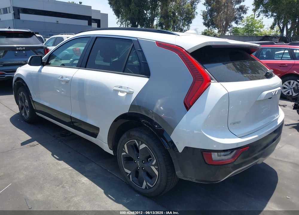 2023 KIA NIRO EV WAVE VIN: KNDCT3L10P5029456