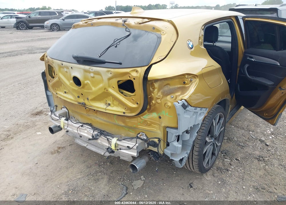 2018 BMW X2 VIN: WBXYJ5C34JEF75389