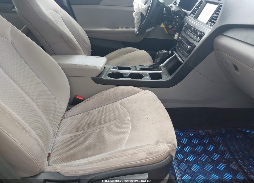 2016 HYUNDAI SONATA VIN: 5NPE24AF1GH275982