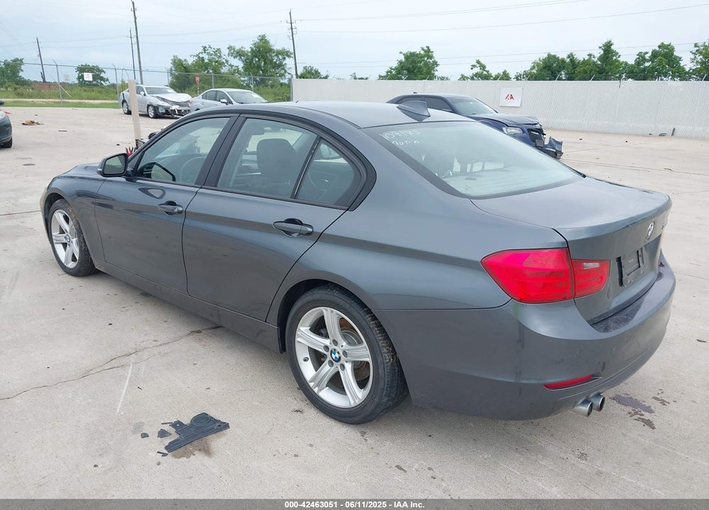 2014 BMW 3 SERIES VIN: WBA3C1C55EK109175