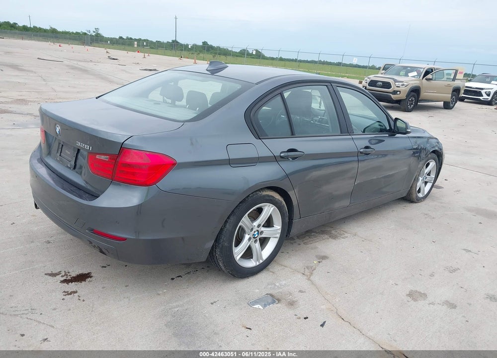 2014 BMW 3 SERIES VIN: WBA3C1C55EK109175