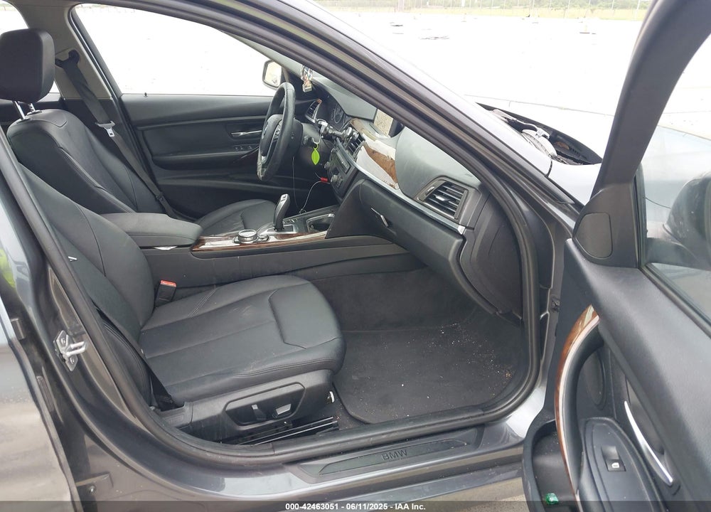 2014 BMW 3 SERIES VIN: WBA3C1C55EK109175