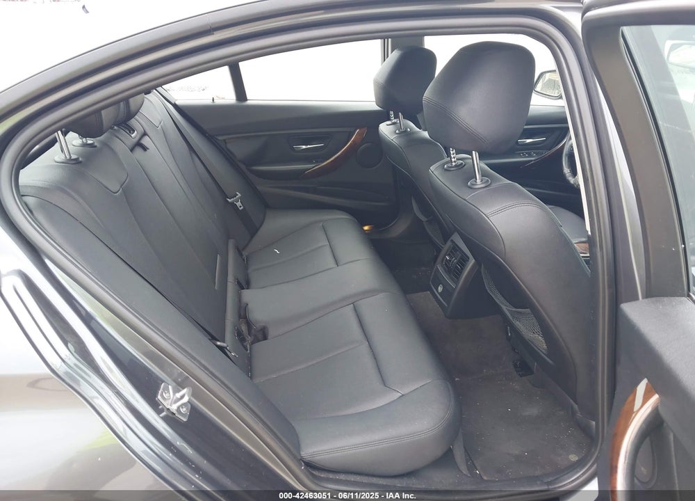 2014 BMW 3 SERIES VIN: WBA3C1C55EK109175