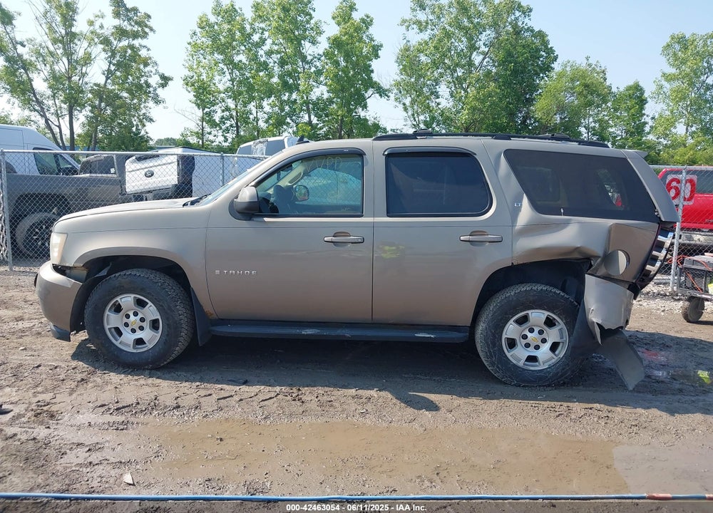 2007 CHEVROLET TAHOE LT VIN: 1GNFK13077J130469