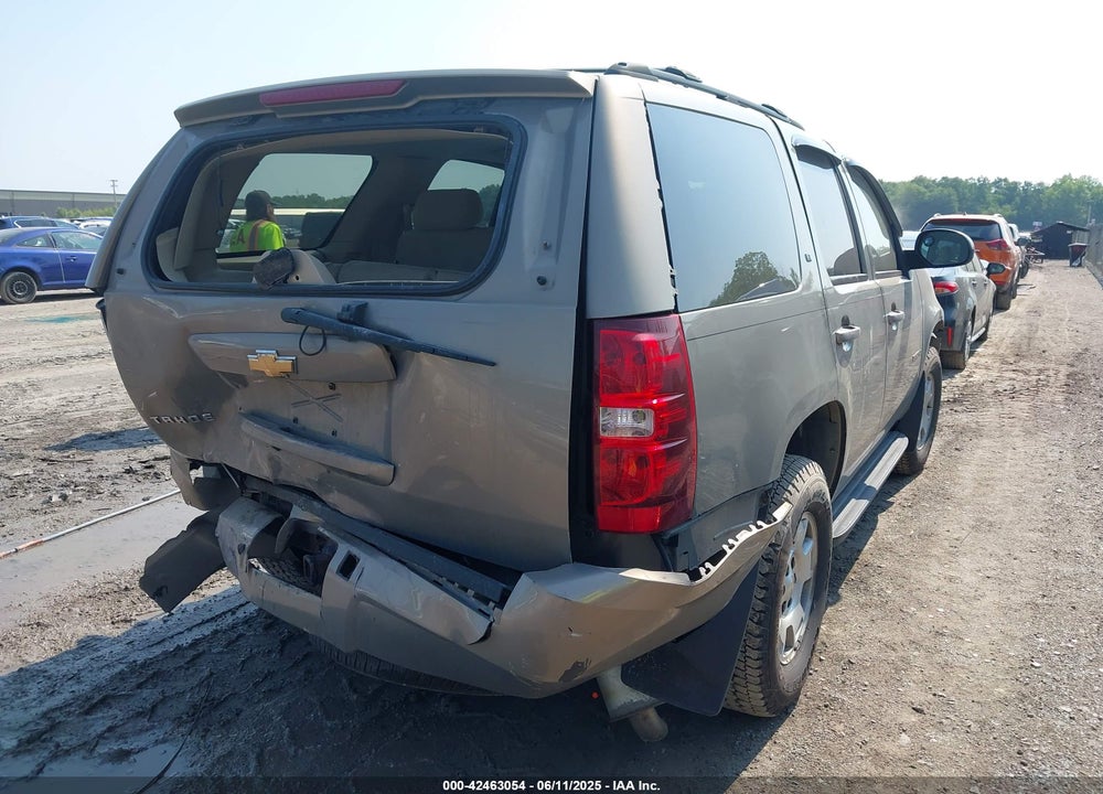 2007 CHEVROLET TAHOE LT VIN: 1GNFK13077J130469