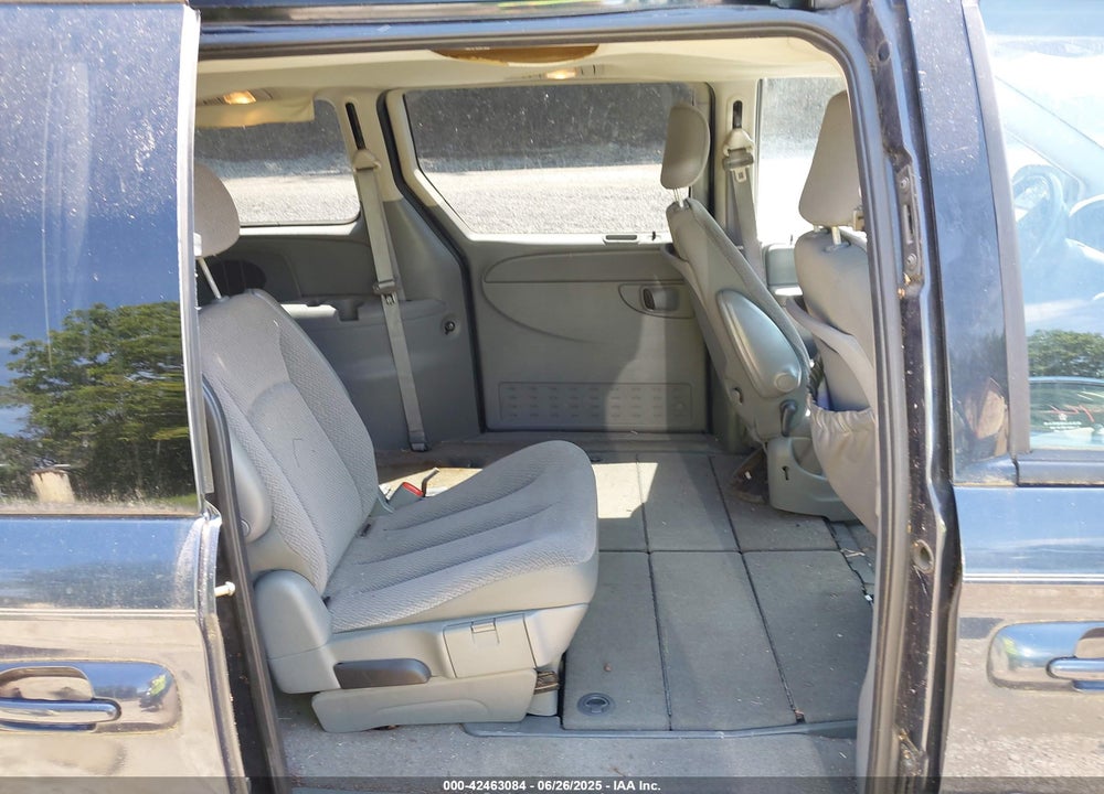 2007 CHRYSLER TOWN & COUNTRY VIN: 2A4GP54L57R141541