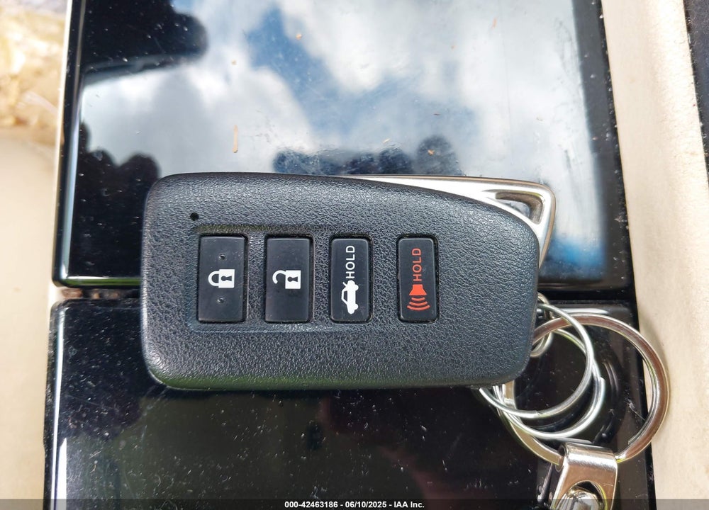 2013 LEXUS ES 350 VIN: JTHBK1GG4D2040800