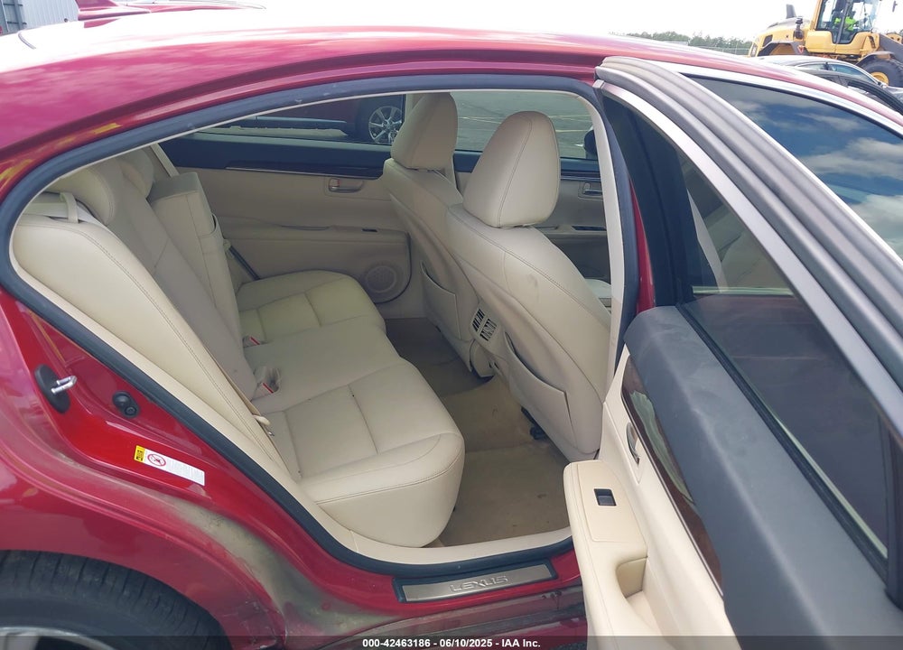 2013 LEXUS ES 350 VIN: JTHBK1GG4D2040800