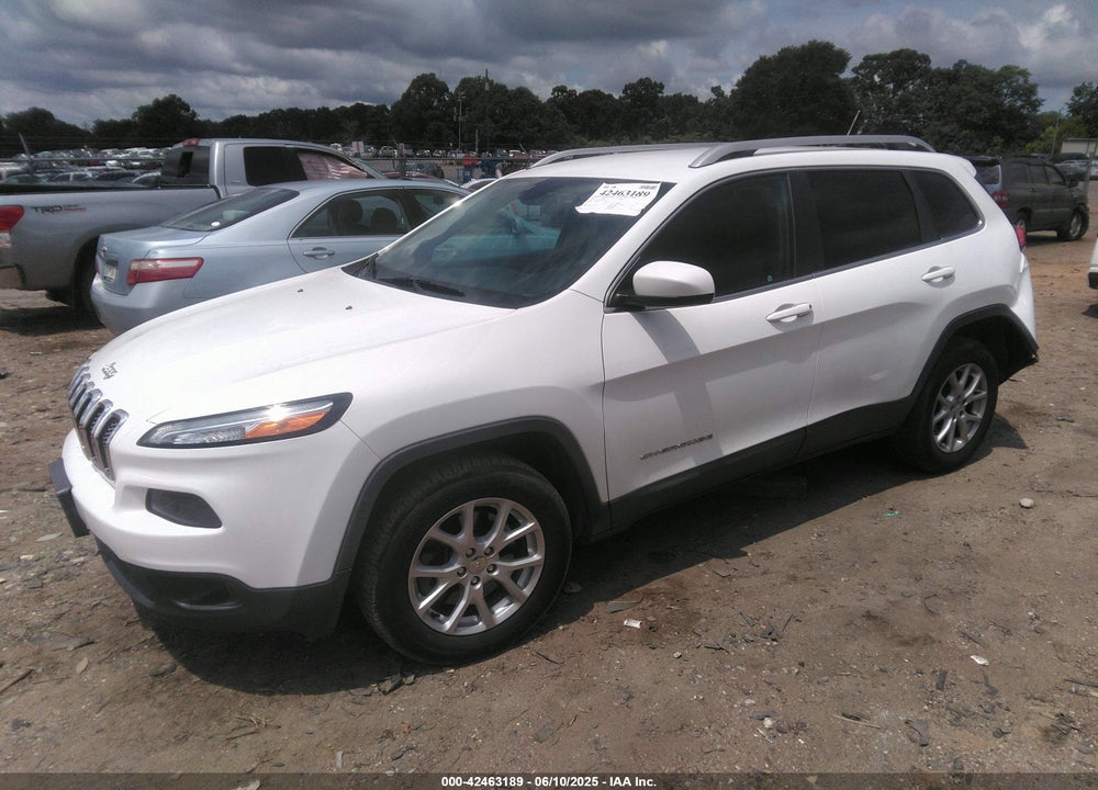 2015 JEEP CHEROKEE LATITUDE VIN: 1C4PJMCB5FW614872