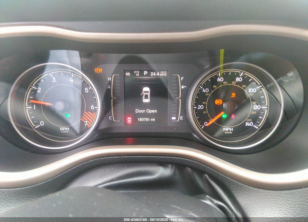 2015 JEEP CHEROKEE LATITUDE VIN: 1C4PJMCB5FW614872