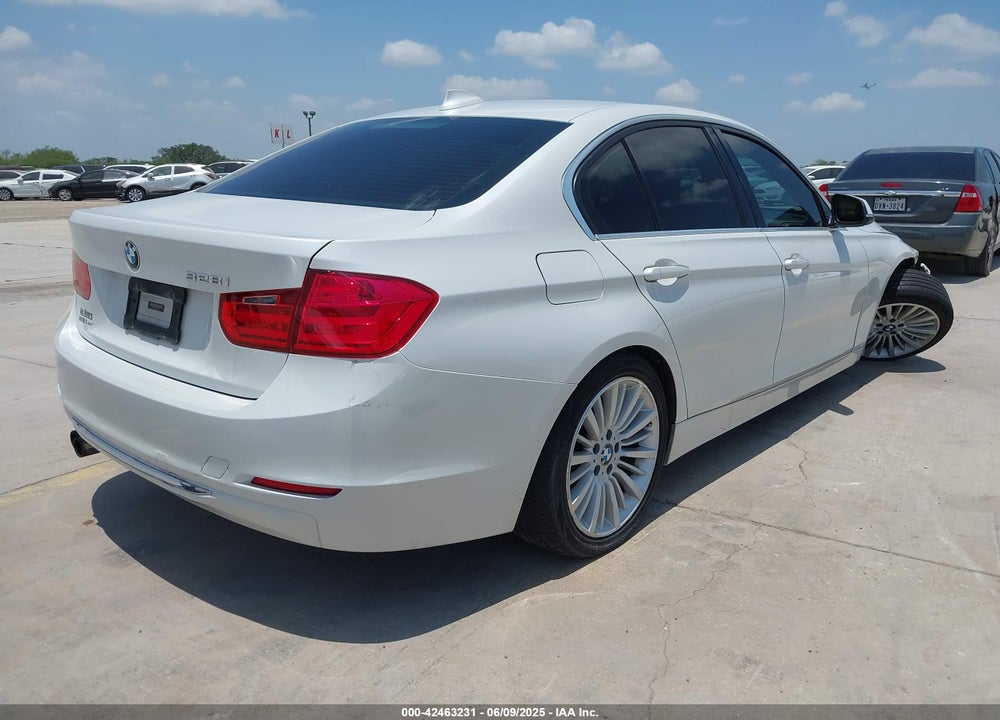 2012 BMW 3 SERIES VIN: WBA3A5C5XCF349308