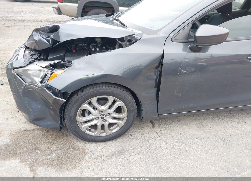 2016 SCION IA VIN: 3MYDLBZV2GY128325