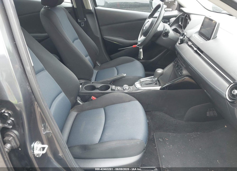 2016 SCION IA VIN: 3MYDLBZV2GY128325